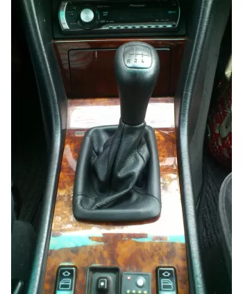 copy of real black leather gearshift gaiter for mercedes W210