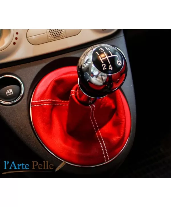 auriculares del engranaje Fiat 500 rojo cuero