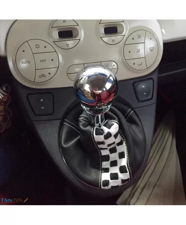 Nuova Fiat 500 cuffia Cambio Nero e Quadrati personale