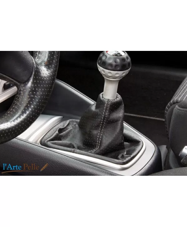 cap VW Golf IV, real perforated leather