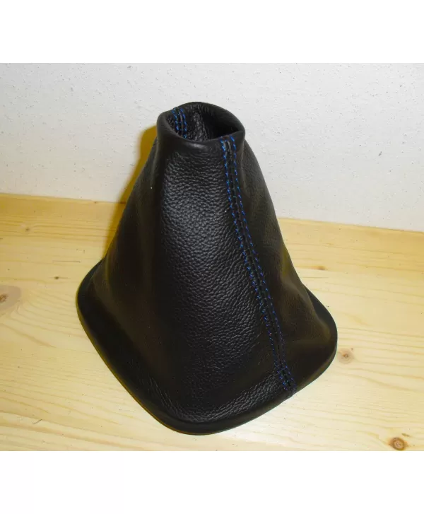 VW GOLF 4 - black gear shift - blue stitching