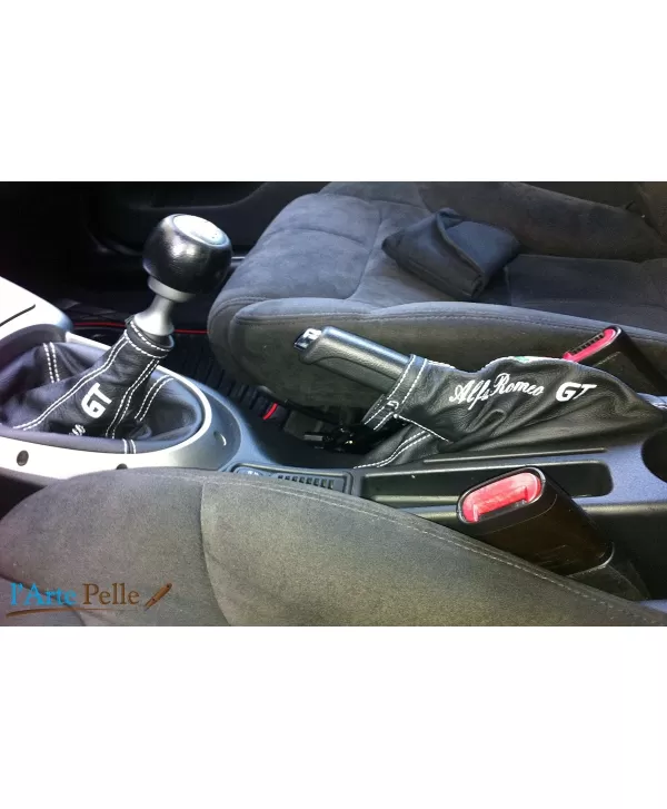 Alfa Romeo GT soufflet de levier de vitesse et frein à main noir - tricolore italien - broderie gris