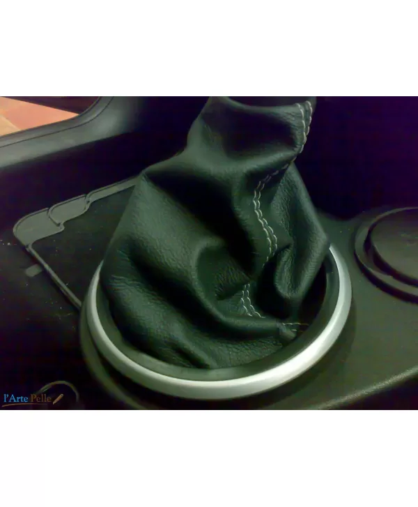 Ford Fiesta Mk5-soufflet levier de vitesse noir et coutures sur mesure
